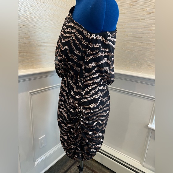 City Chic Size 16 Black and Rose Gold Sequin Party Dress - Picture 3 of 8